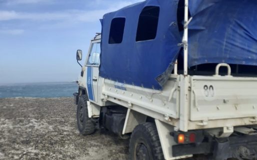 Buscan a un joven que probaba una embarcación casera en Caleta Córdova