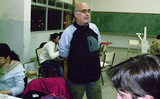 La Escuela de Arte despide con dolor a Salvador Mangano