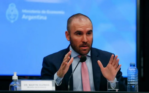 A quiénes alcanzará el nuevo bono que anunciará Martín Guzmán: montos y plazos de pago