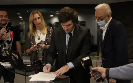 Se sorteó el cuarto sueldo de Milei: quién lo ganó y cuánto se llevó