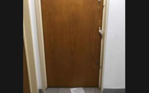 Escuchaban ruidos, los molestaba en las noches, le dejaron una nota a su vecino pero murió hace 2 años