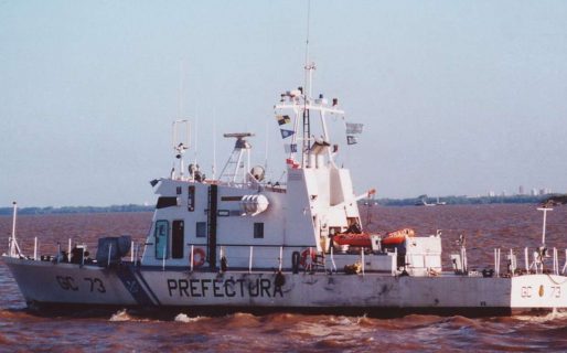 Tres prefectos fueron baleados cuando intentaban identificar a los ocupantes de una embarcación