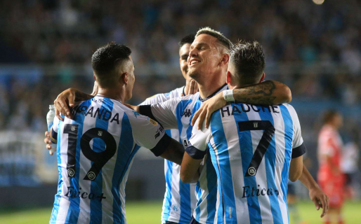 El puntero Racing visita a Patronato en busca de un récord y acercarse a la clasificación