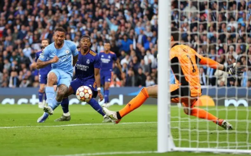 Partidazo: el Manchester City le ganó al Real Madrid y la serie sigue abierta