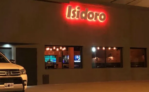 Un hombre denunció que fue violado en el baño de un boliche