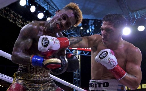 Brian Castaño resignó su cinturón superwelter ante el nuevo campeón Jermell Charlo