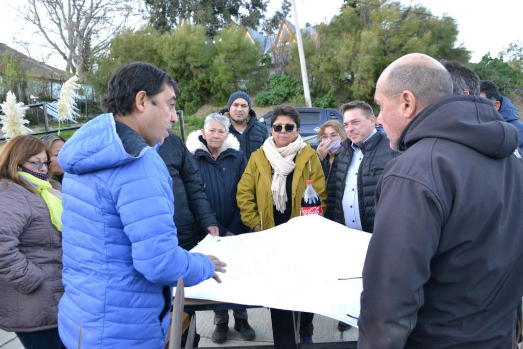 Concejales y funcionarios municipales se reunieron con vecinos del ...
