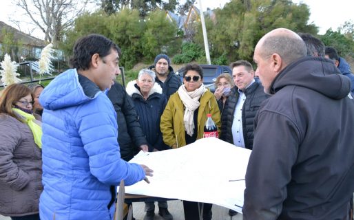Concejales y funcionarios municipales se reunieron con vecinos del barrio Sismográfica