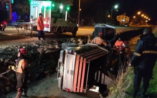 Increíble: Cayó dos veces a un canal pluvial en la misma noche