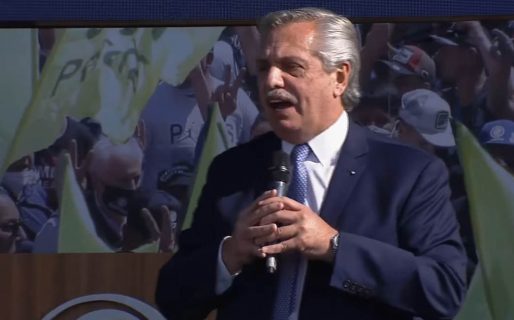 Fernández: “Queremos que el salario y el bolsillo de los argentinos crezcan”