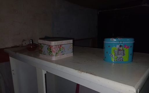 Les allanaron la casa por un robo y hallaron hasta la alcancía de la nena