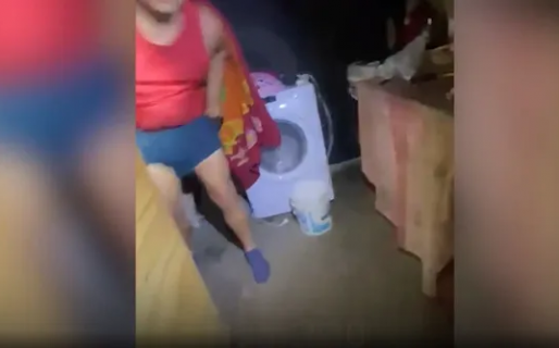 VIDEO: Desbarataron a una banda criminal y a un integrante lo detuvieron cuando mantenía relaciones con su pareja