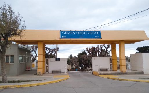 Robaron placas de bronce en el Cementerio Oeste