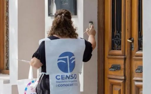 ¿Qué hago si vivo solo y no puedo estar en casa durante el día del Censo?