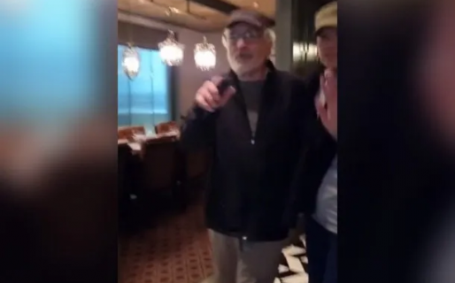 No es como en las películas: Robert de Niro le negó una foto a una fanática argentina