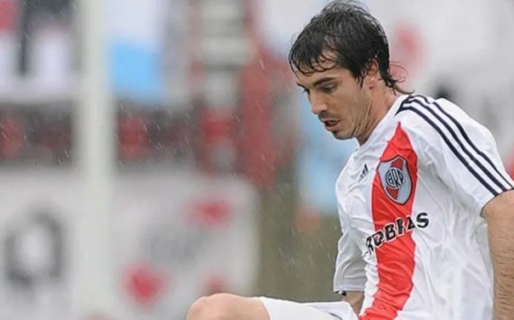 Un ex River afirmó que “le hicieron poner mil dólares para comprar calzoncillos» hace algunos años