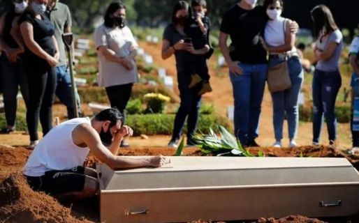 Antes de morir, hizo una lista VIP para su funeral