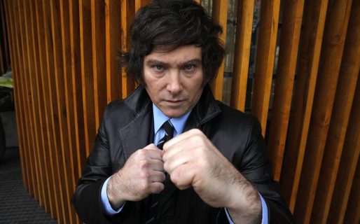 Milei denunció a cinco periodistas y les reclama 5 millones de pesos