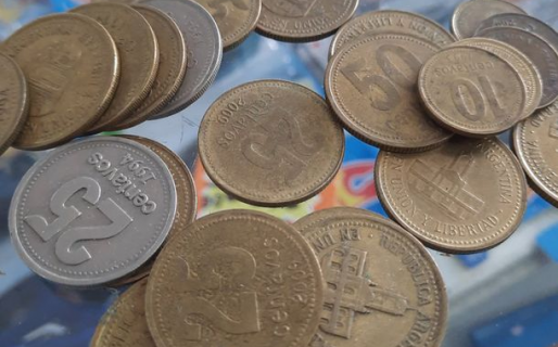 Su clienta no llegó a comprar un alfajor por tener poca plata y él se lo terminó regalando