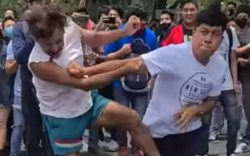 Un profesor y un alumno se fueron a las manos por no coincidir en cómo se daba una clase