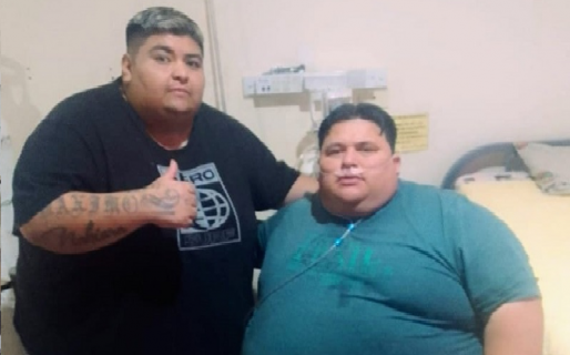 Dos pacientes de 230 y 255kg piden con urgencia una cama ortopédica para obesos