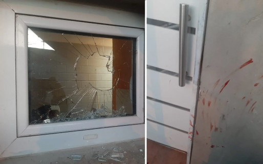 Rompió de una piña la ventana de la casa de su ex: “Me la mandé”