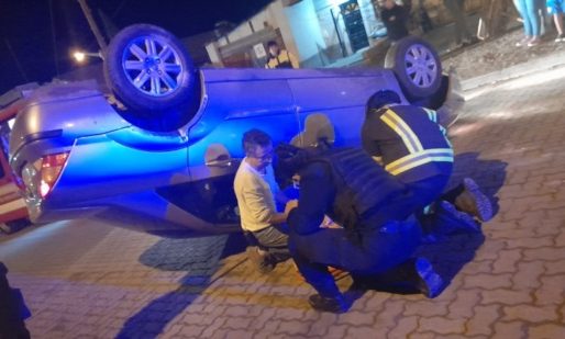 Protagonizó un increíble vuelco y cuando lo fueron a testear por alcoholemia se fue corriendo del hospital