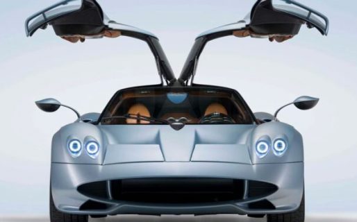 El argentino Horacio Pagani fabricó un nuevo auto que cuesta 7 millones de euros