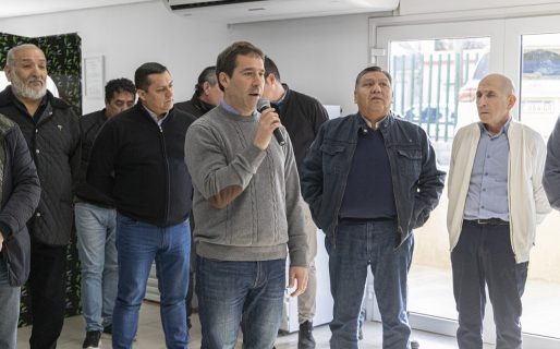 Luque acompañó la inauguración de obras del Sindicato Petroleros Jerárquicos en Comodoro
