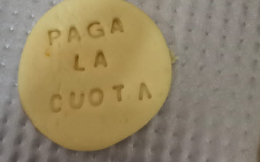 Hizo galletitas “para el Día del padre” con un contundente mensaje