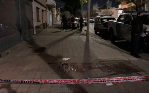 Para defender a su mamá, un adolescente de 16 años mató a su hermana de una apuñalada