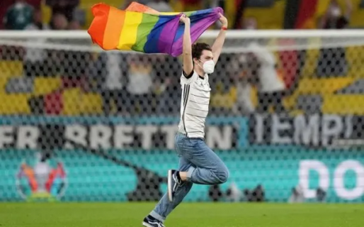 Las personas que muestren las banderas LGBT+ en el Mundial de Qatar podrían recibir hasta 11 años de cárcel