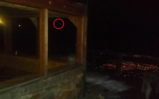 Vecinos en alerta por extrañas luces en el cielo de El Bolsón: “Jamás vi algo así”