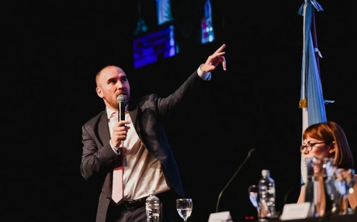 El Central se queda sin dólares y Guzmán tendrá que jugársela: más cepo, y si no alcanza, devaluación