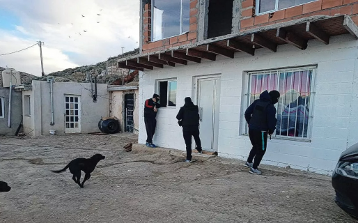 Usaban inhibidores de alarma para robar pero un error los incriminó