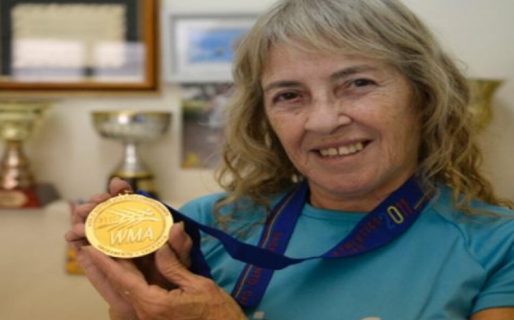 Tiene 81 años, es tricampeona del mundo en atletismo y pide ayuda para cumplir un sueño en Finlandia