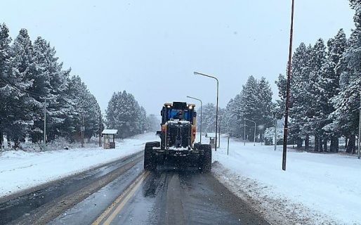 Solicitan transitar con extrema precaución en algunas rutas por presencia de nieve y escarcha