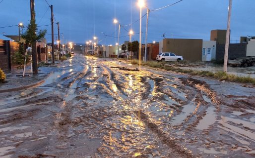 Vecinos del B° Favaloro solicitan respuestas por anegamientos tras el temporal