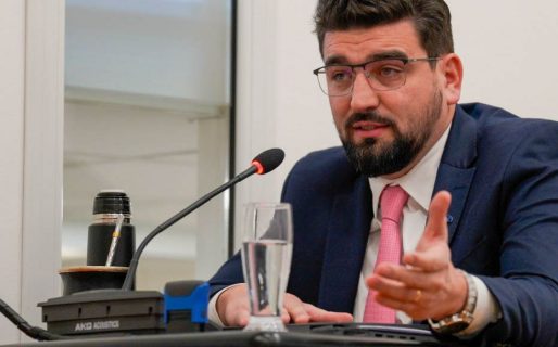 «Mientras el país se prende fuego seguimos jugando a la disputa electoral»