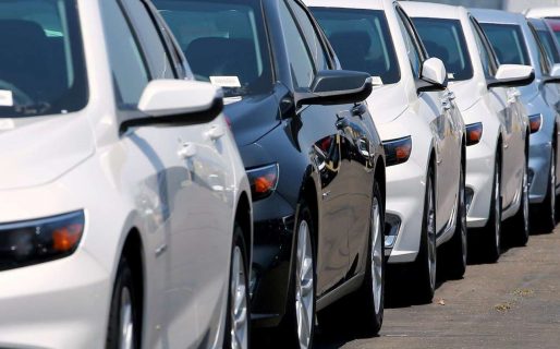 Los concesionarios invitan a vender los dólares al blue para que comprar autos sea un buen negocio