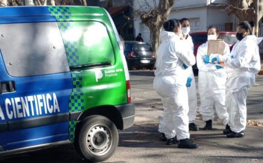 Investigan si un hombre asesinó a golpes a su esposa y a su hijo de 7 años y se mató