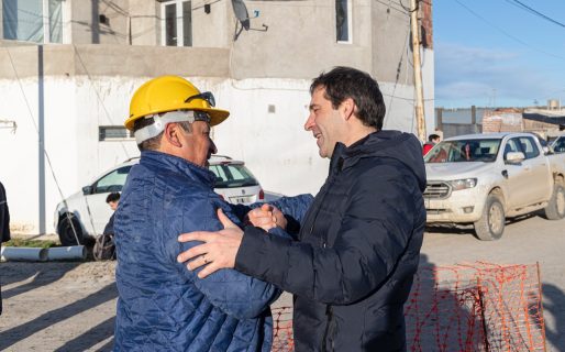 Luque recorrió obras de servicios públicos para Kilómetro 5