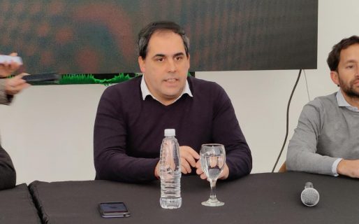 «El sueldo de un empleado jerárquico municipal va a rondar los 140 mil pesos a partir de octubre»