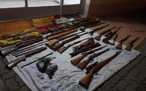 Esquel: la Policía del Chubut secuestró cocaína, 30 armas de fuego y 6.700 municiones