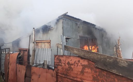 Voraz incendio consumió una vivienda en el Pietrobelli