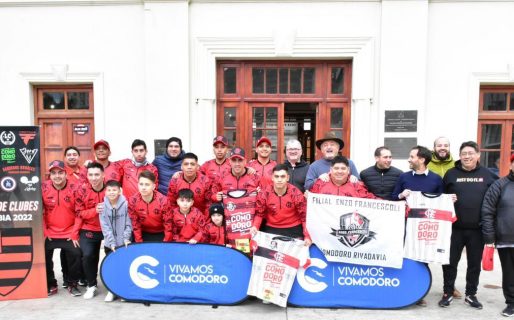 Flamengo presentó su nueva camiseta previo al viaje a Colombia para jugar la Copa Continental