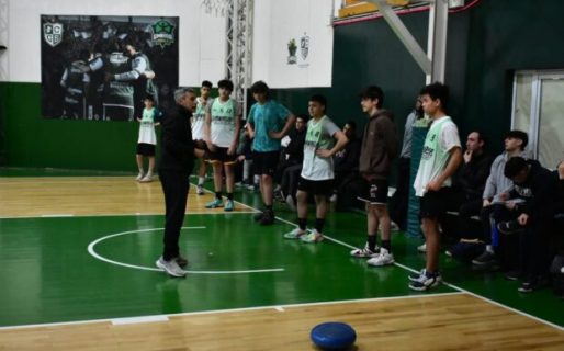 Se realizó la clínica de entrenadores de básquetbol “Beto Acosta” 2022