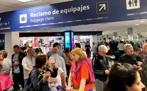 Ya son 6.500 los pasajeros rehenes de asambleas sindicales en Aeroparque