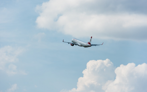 Estaban por despegar, se escuchó una explosión y la decisión del piloto indignó a los pasajeros: “Fue el primero en bajar del avión»