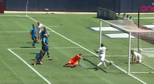 El gol errado más increíble de la historia del fútbol